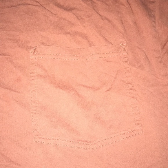 basic tshirt - Picture 2 of 3